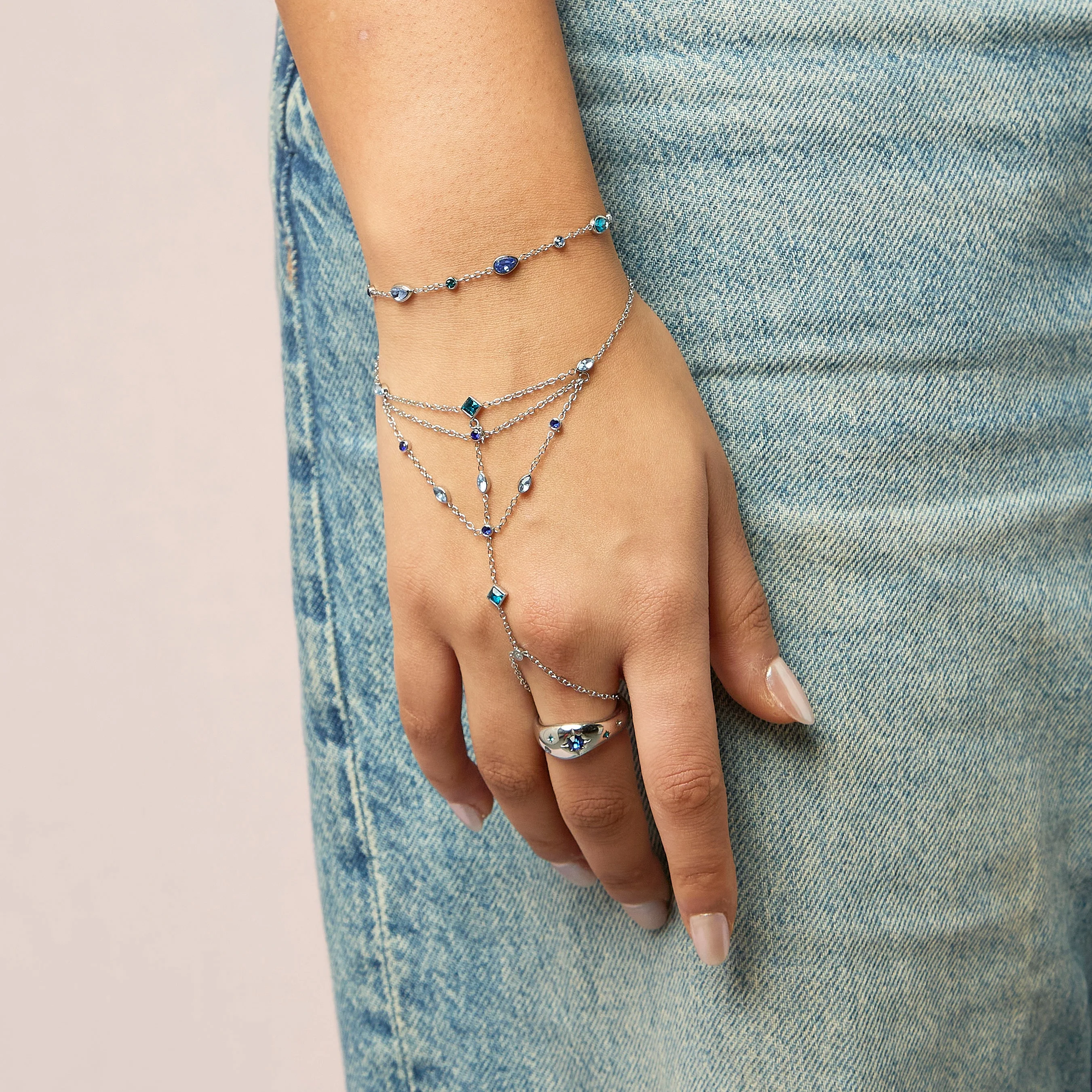 Kareena Hand Chain - Image 26