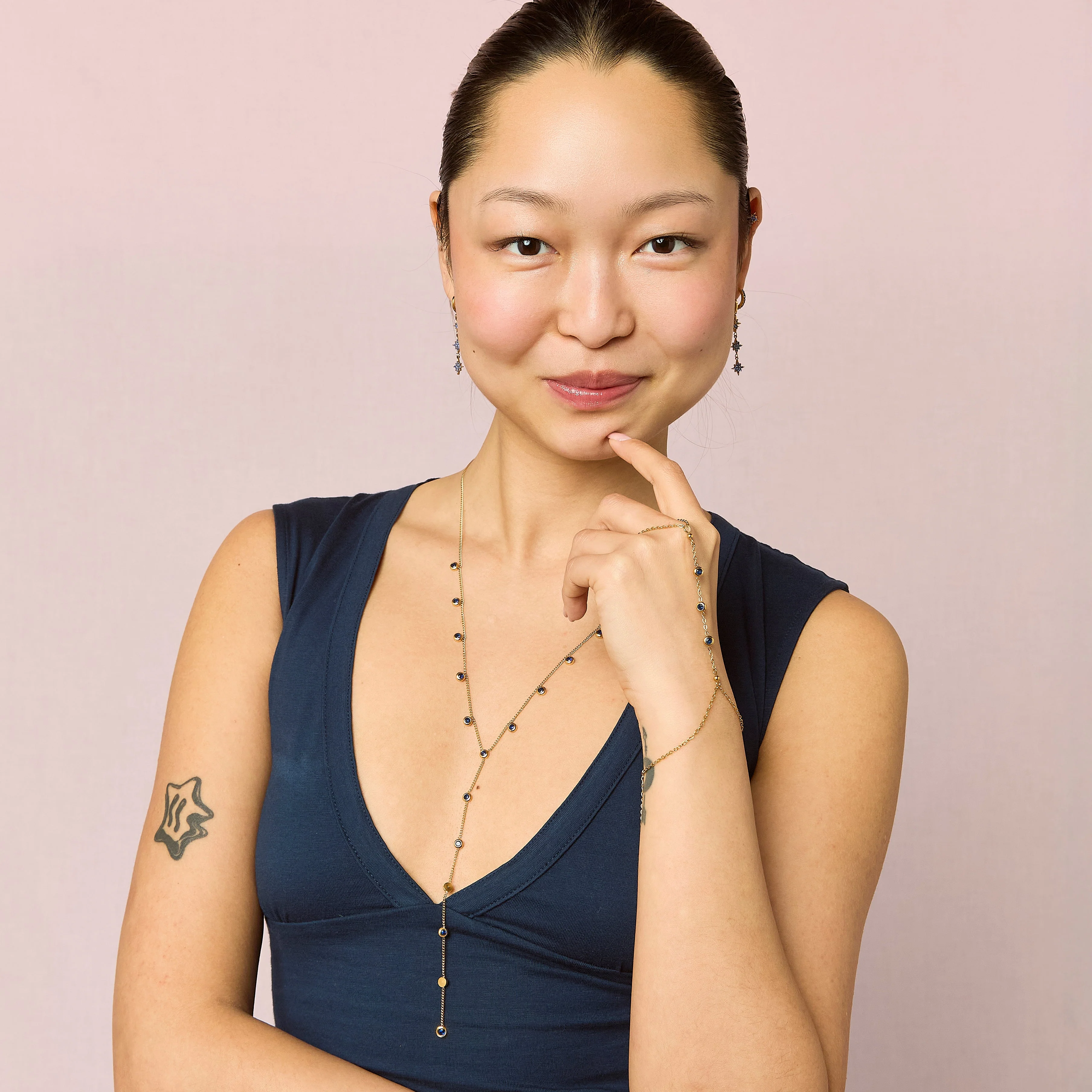 Madeleine Hand Chain - Image 12