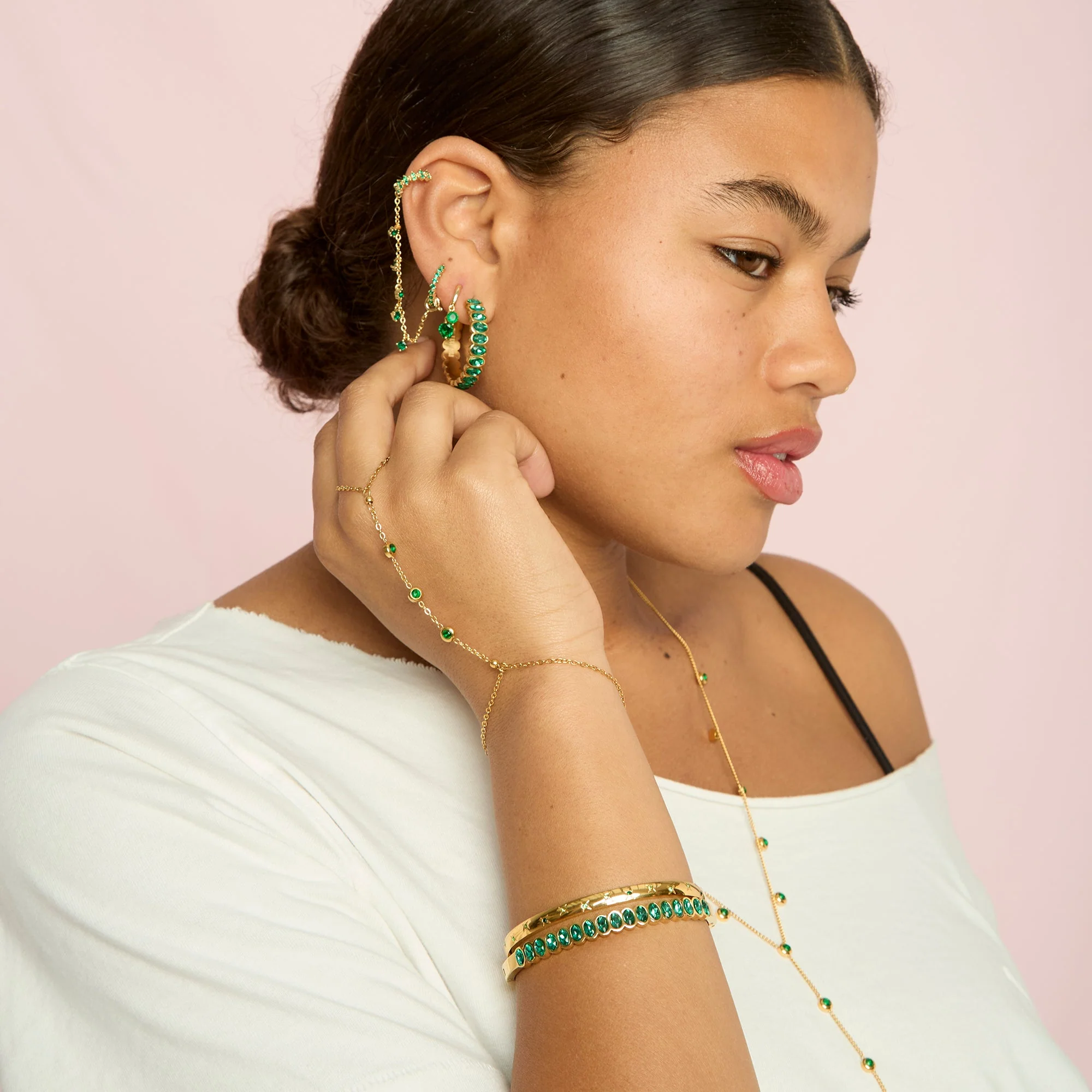 Madeleine Hand Chain - Image 23